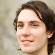 /images/experts/tech/ElijahK.webp